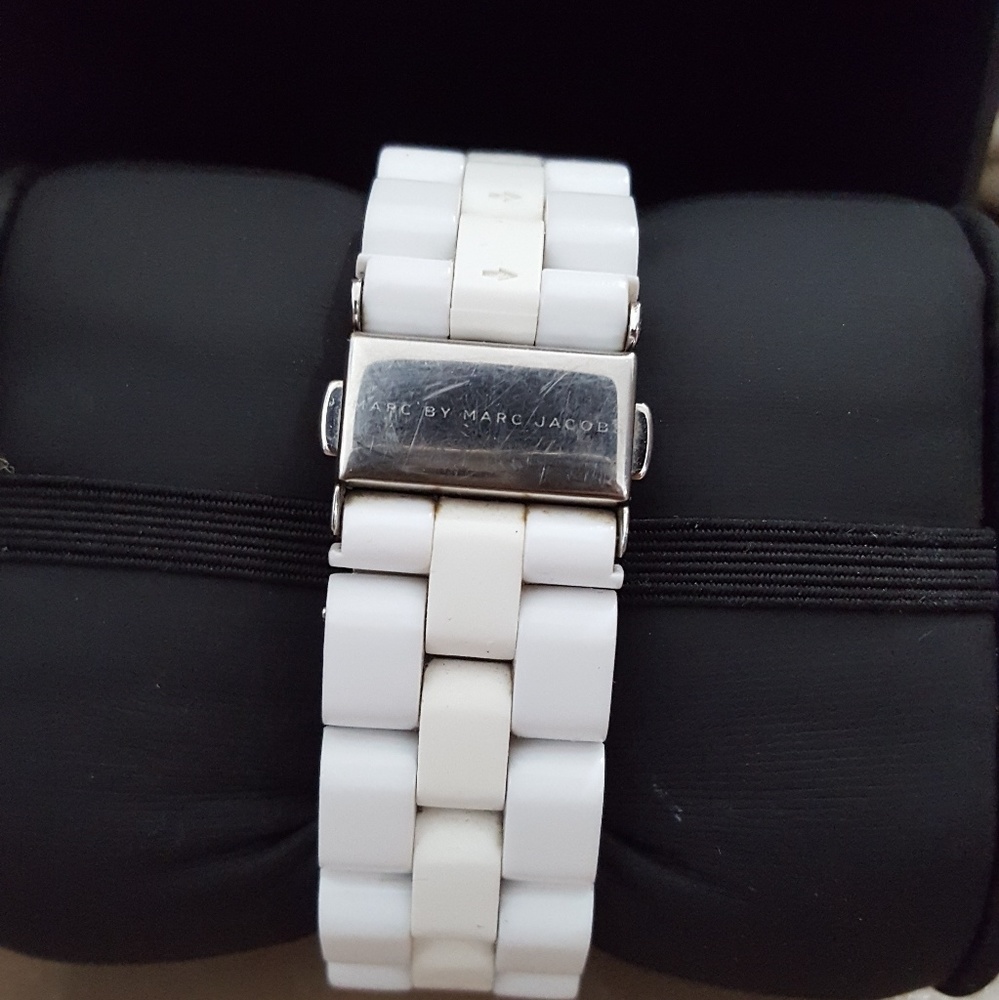 Marc Jacobs Rivera Watch - Picture 3 of 6
